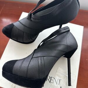 YSL Elastic Bandage Suede Platform pumps